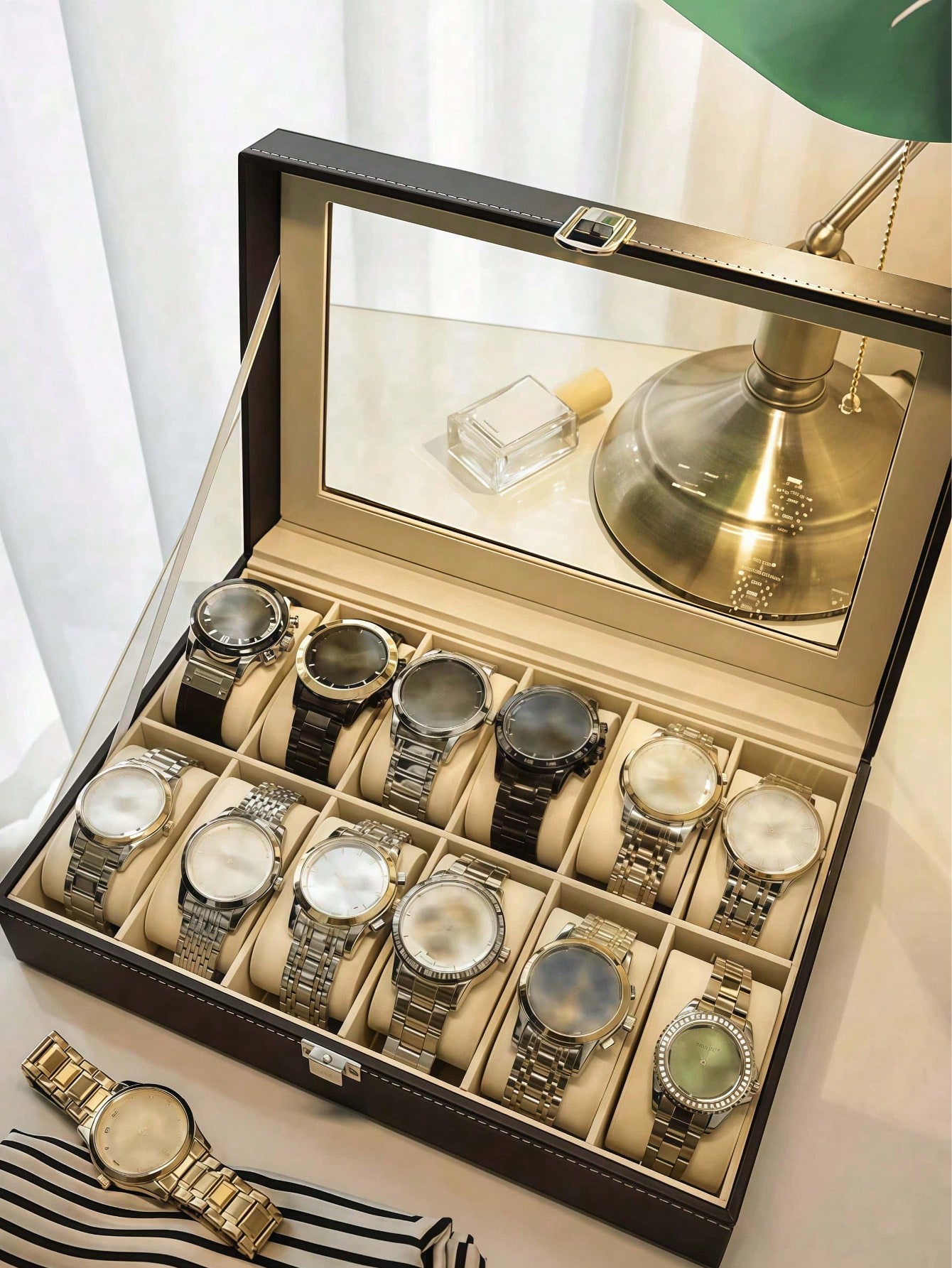 ロック付きレザー時計ボックス、大容量時計ディスプレイケース、 - Jewelry Making Box のレビューと価格