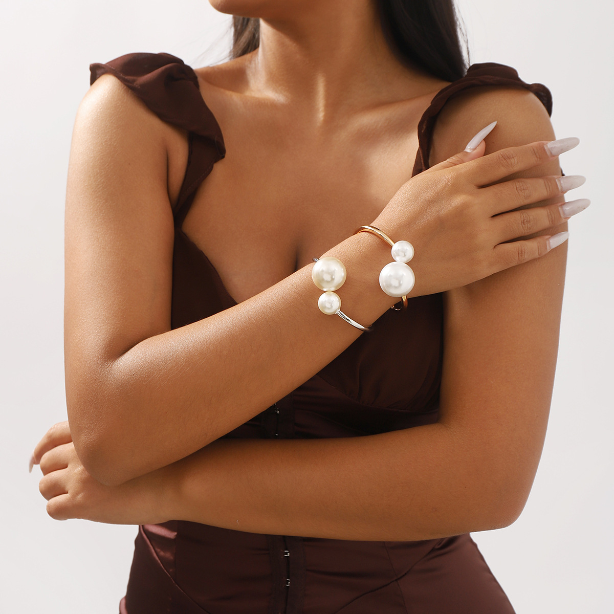 エレガントで洗練されたパール幾何学模様のハンドジュエリー、フ - Jewelry Making Magazines のレビューと価格