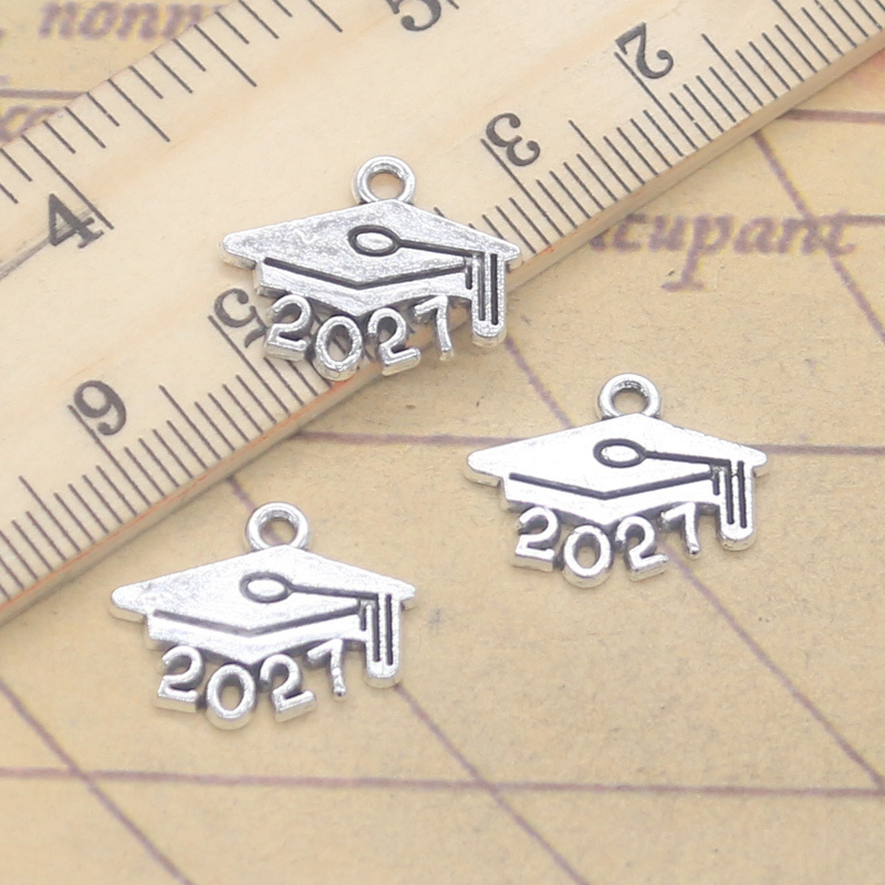30 個チャーム 2027 卒業キャップ 2028 卒業証書 - Jewelry Making Diploma のレビューと価格