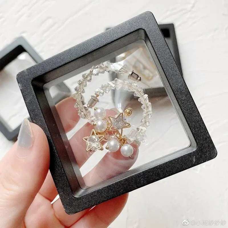 20 個クリアビュー 3D フローティングディスプレイケース - Jewelry Making Box のレビューと価格